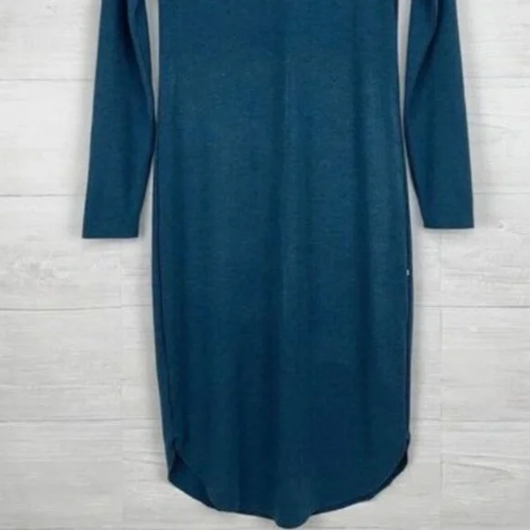 Good feels crew dress. XL - Picture 2 of 12